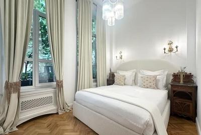 PARCUL GRADINA ICOANEI- APARTAMENT IN VILA INTERBELICA - 13