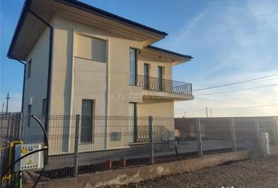 Casă cu 4 camere cu Teren 320 Mp în Central - 6