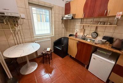 Spațiu comercial, de 60 mp, în Central - 6