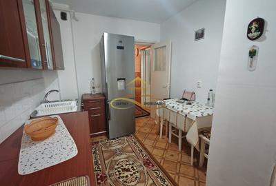 Apartament cu 3 camere decomandat, mobilat în Alexandru cel Bun - 16