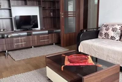 Apartament cu 3 camere semidecomandat, mobilat în Dristor