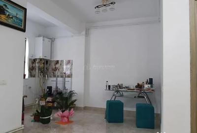 Apartament cu 2 camere decomandat în Lazu - 5