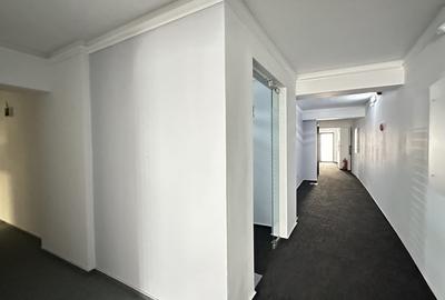 Birou, de 90 mp, în P-ța Victoriei - 10