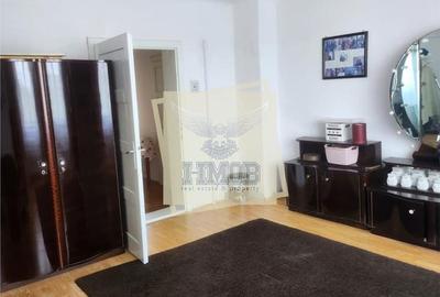 Casă cu 3 camere cu Teren 803 Mp în Central