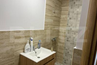 Spațiu comercial, de 660 mp, în Copăceni