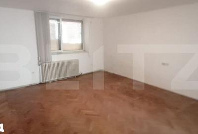 Casă cu 5 camere cu Teren 369 Mp în Central - 6