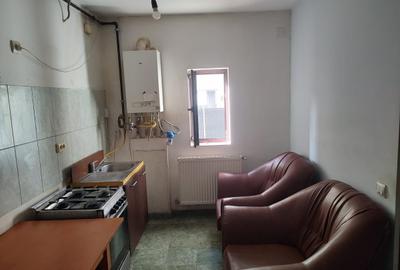 Garsonieră decomandată, mobilată în Cantemir - 1