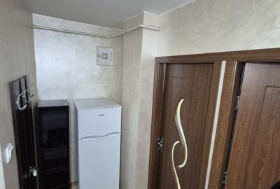 Garsonieră decomandată în Central - 2