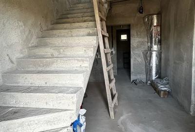 Casă cu 4 camere în Vărsătura - 1