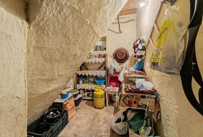 Casa cu anexe si teren de 759mp in Misca - 11