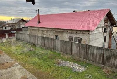 Casa de vanzare la rosu, 10 camere, 246,50 mp, zona Exterior - 3