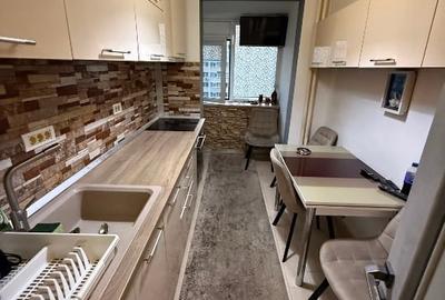APARTAMENT 3 CAMERE DECOMANDAT - 8