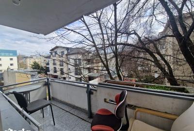 Apartament cu 3 camere decomandat în Tei - 9