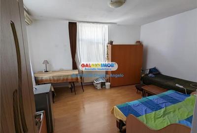 Timpuri Noi ,Suprafata Utila  175mp , doua garsoniere si un apartament - 9
