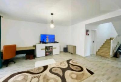 Casă cu 3 camere cu Teren 246 Mp în Central - 5