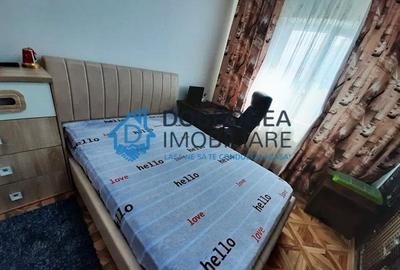 Apartament cu 3 camere semidecomandat în 23 August