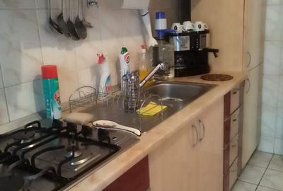 Apartament cu 3 camere decomandat în Central - 1