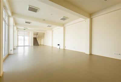 Edificu: Birouri, Centru medical/ comercial acces facil, componenta si dotari ap - 3