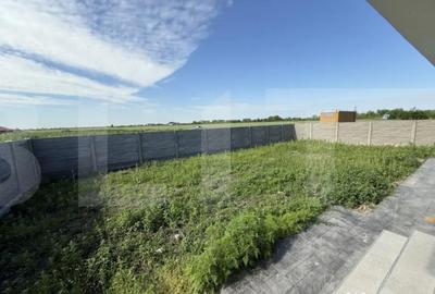 Casă cu 4 camere cu Teren 510 Mp în Central