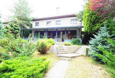 Vila cu deschidere catre lac ideala pentru birouri sau rezidenta - 1