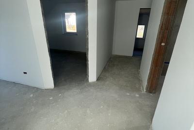 Casă cu 5 camere cu Teren 1630 Mp în Straja - 12