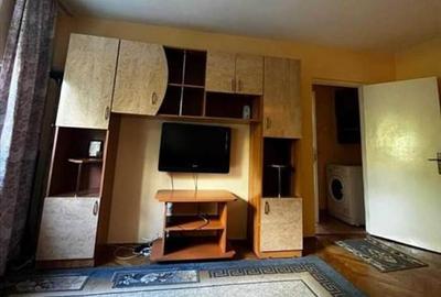 Apartament cu 2 camere semidecomandat în Astra