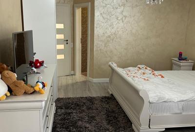 3 Camere 72 mp Zona Faleza Nord Mobilat Utilat - 11