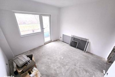 Apartament cu 4 camere în Micro 16 - 16