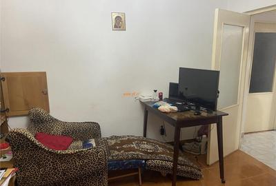 Apartament 3 camere , zona cartier Sud , decomandat, 54 mp - 11