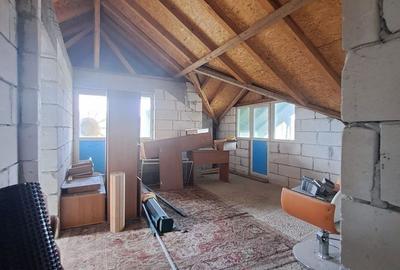 Casă cu 4 camere în Rădești - 10