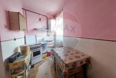 Apartament de vanzare - 4