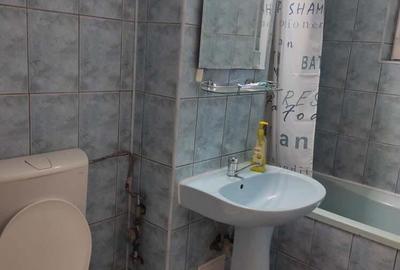 Ap 3 camere la parter cu balcon ?i beci str. Zamfirescu - 2