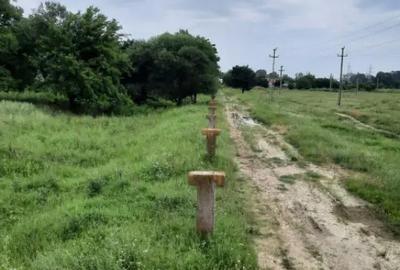 Teren de 4900 mp, în Boldești - 3