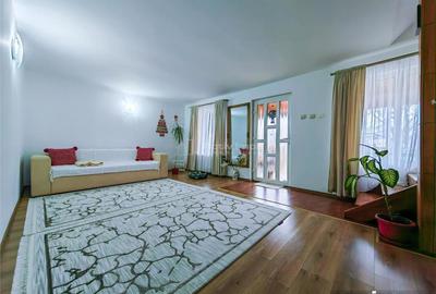 Casă cu 3 camere cu Teren 364 Mp în Șoimuș - 12