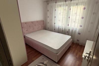Apartament cu 3 camere decomandat în Viziru 3 - 1