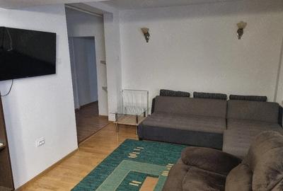 Apartament cu 3 camere decomandat în - 4