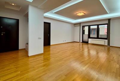 Proprietar ofer spre inchiriere apartament de 3 camere in Zona Eminescu/Mosilor - 1
