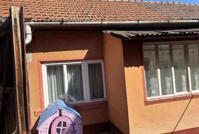 Casă cu 4 camere în Central - 8