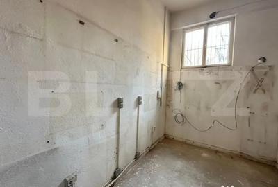 Spațiu comercial, de 87 mp, în Decebal - 5