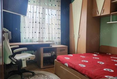 Apartament 3 camere, etaj 2 , zona Alunis - 8