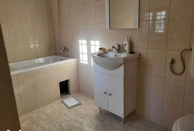 BRASADAS vinde casa cu etaj, partial RENOVATA în zona 14 Mai. - 3