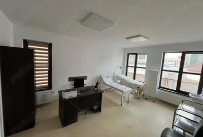 Spațiu comercial, de 180 mp, în Central - 4