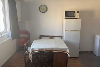 Garsonieră decomandată în Central - 4