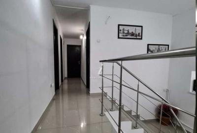 Casă individuală cu 9 camere cu Canalizare în Mamaia-Sat - 4