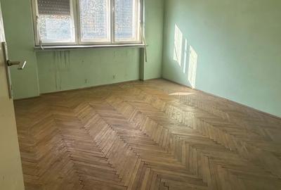 Apartament cu 2 camere în Săsar