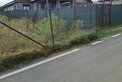Teren de 370 mp, în Petrăchioaia