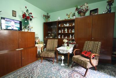 Apartament cu 3 camere decomandat în Girocului - 2