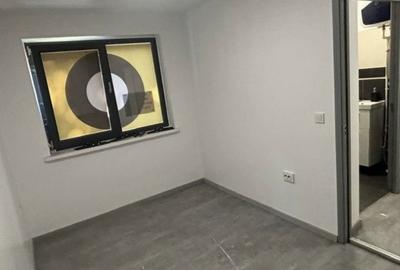 Spațiu comercial, de 60 mp, în Central - 3