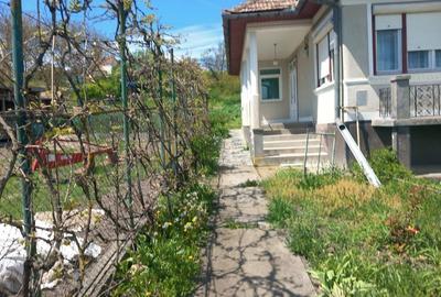 Casă cu 3 camere cu Teren 1300 Mp în Călărași - 4