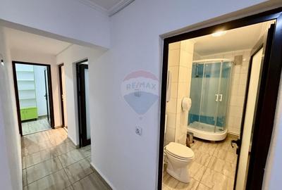 Spațiu comercial, de 110 mp, în Central - 12